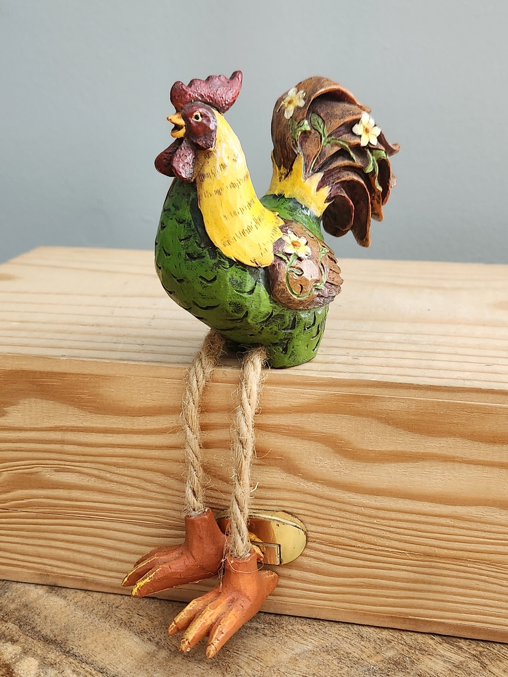 Ganz Decorative Shelf Sitting Rooster Bird Figurine with Rope Legs